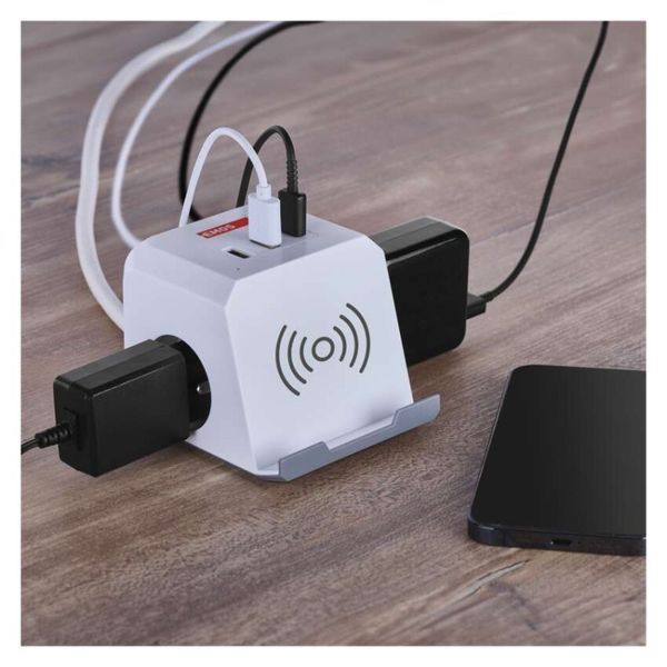 Мережевий адаптер подовжувач Emos P0222CQ 2 розетки 2 м 1,5 мм&sup2; USB-A USB-C Qi P0222CQ фото