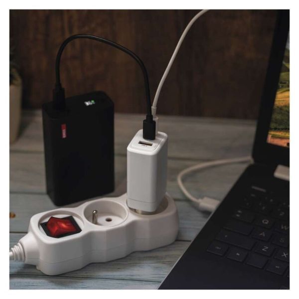 Универсальное USB GAN зарядное устройство EMOS V05G65 1xUSB-A, 2xUB-C 65W 220V PD V05G65 фото