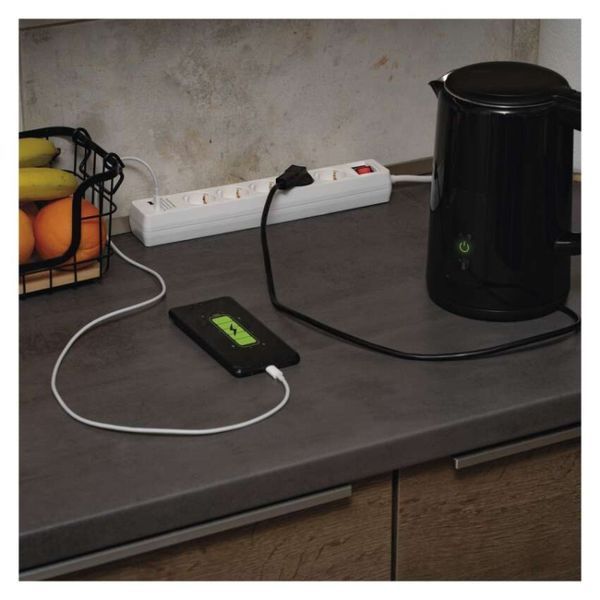 Мережевий подовжувач Emos P1523CU 5 розеток 3 м 1,5 мм&sup2; USB-A USB-C P1523CU фото